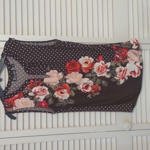 Ladies Sleeveless Blouse